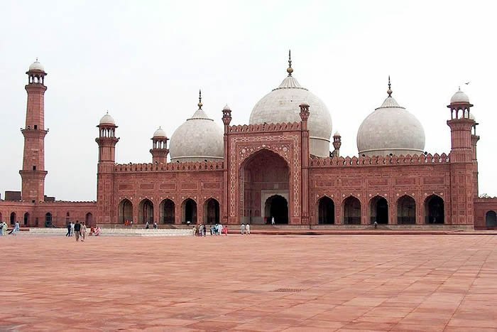 Image result for badshahi mosque